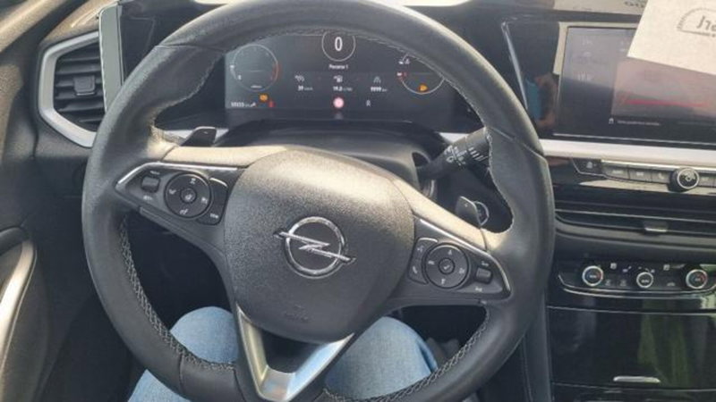 Opel Grandland usata a Savona (9)