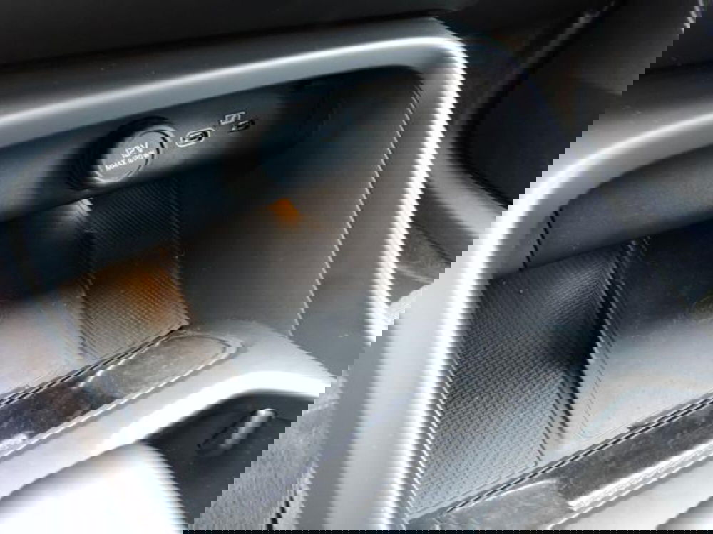 Volvo XC40 usata a Firenze (19)