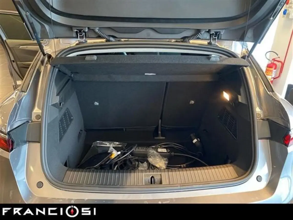 Renault Megane E-Tech Electric usata a Modena (12)