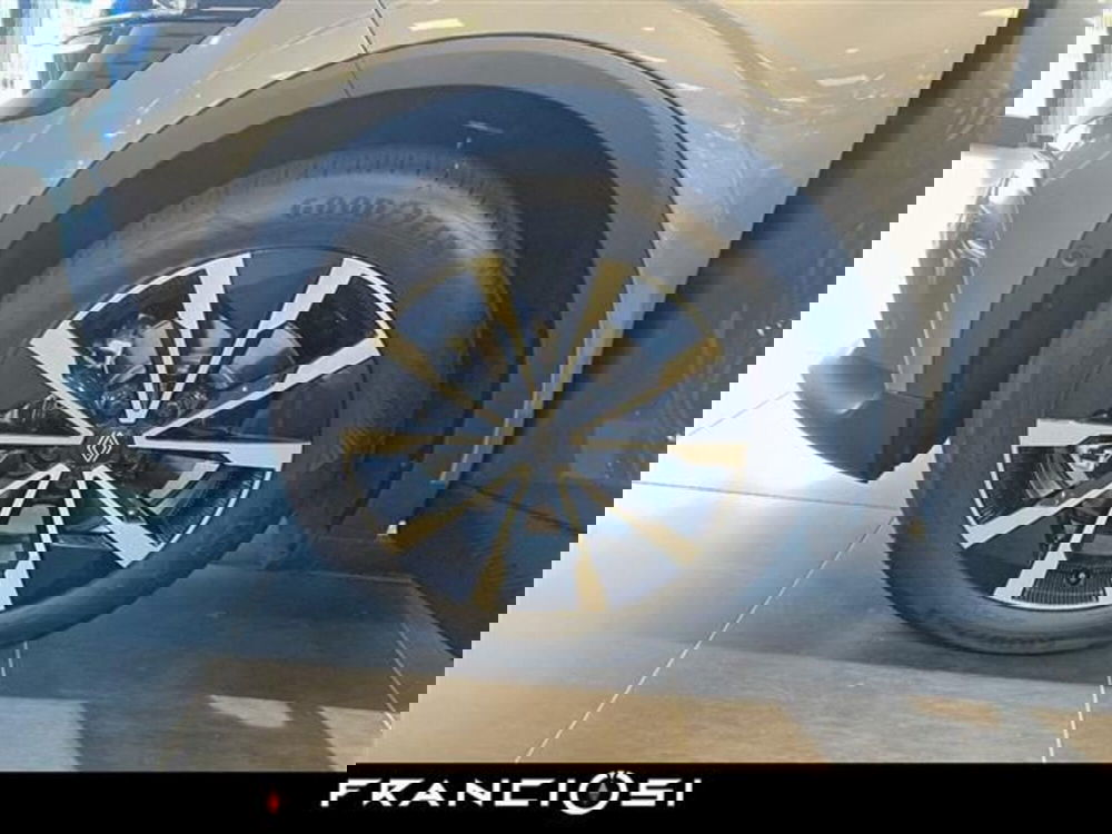 Renault Megane E-Tech Electric usata a Modena (13)