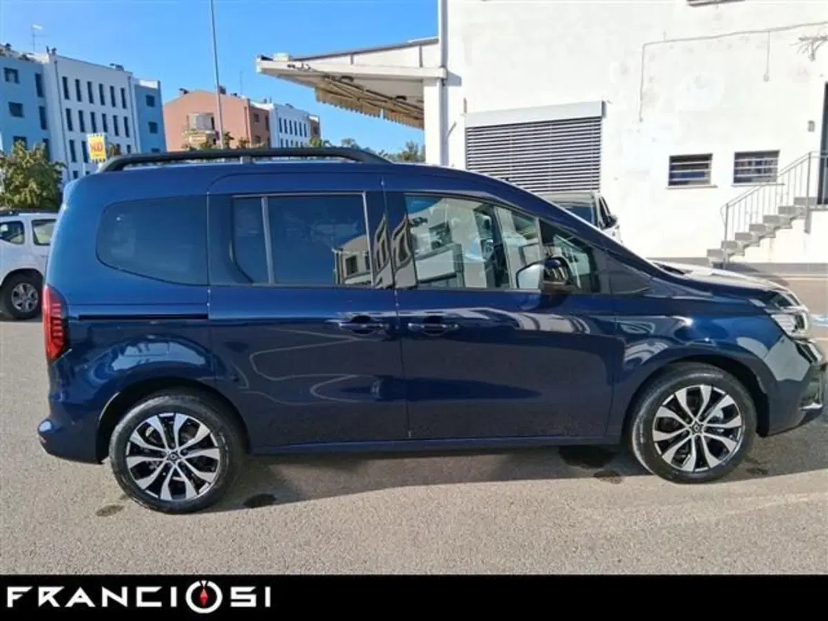 Renault Kangoo nuova a Modena (6)