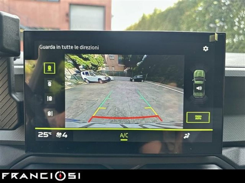 Dacia Duster usata a Modena (13)