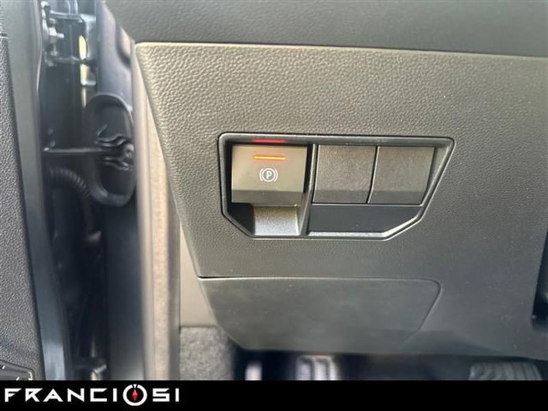 Dacia Duster usata a Modena (19)