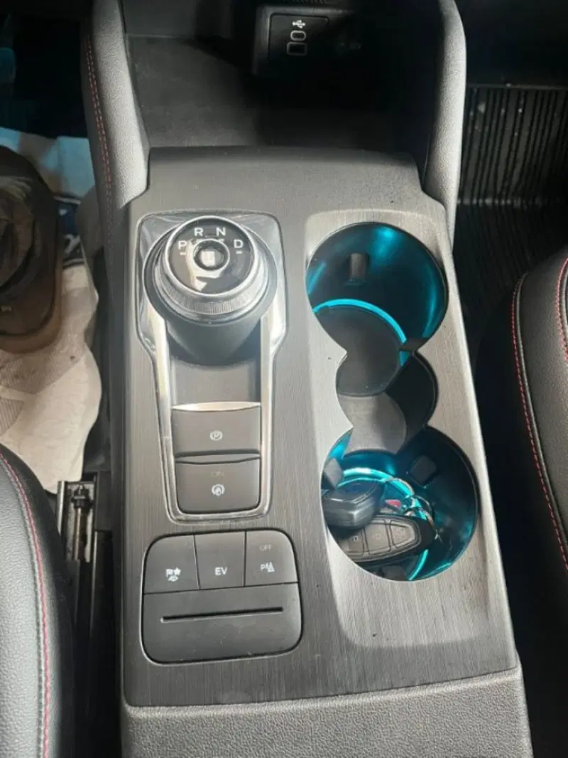 Ford Kuga usata a Lodi (11)