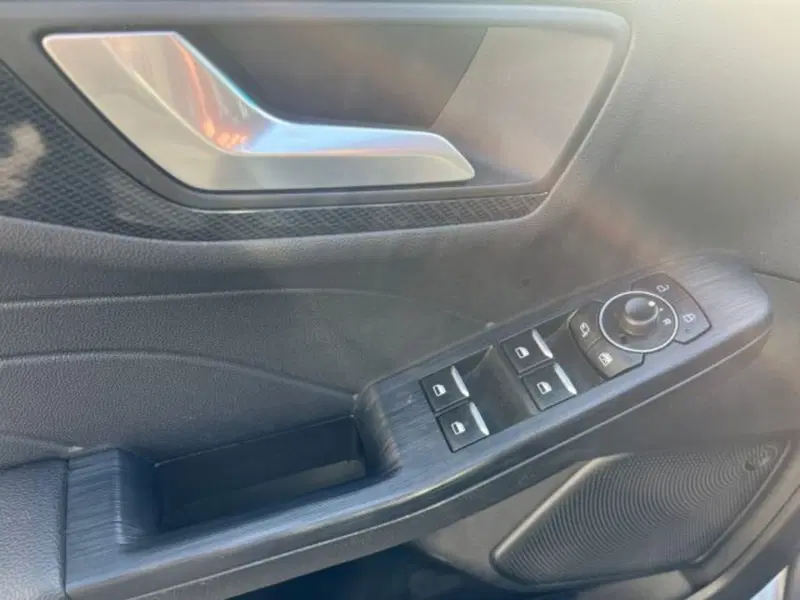 Ford Kuga usata a Lodi (14)