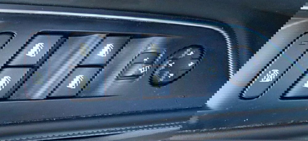 Peugeot 5008 usata a Cosenza (12)