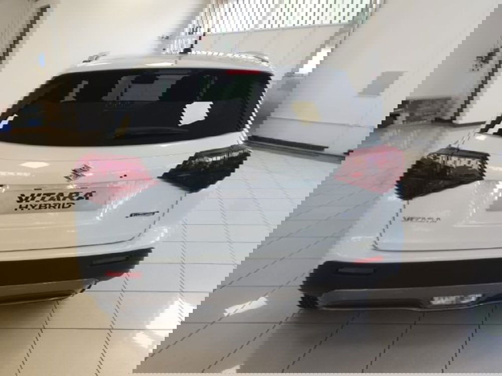 Suzuki Vitara nuova a Reggio Emilia (4)