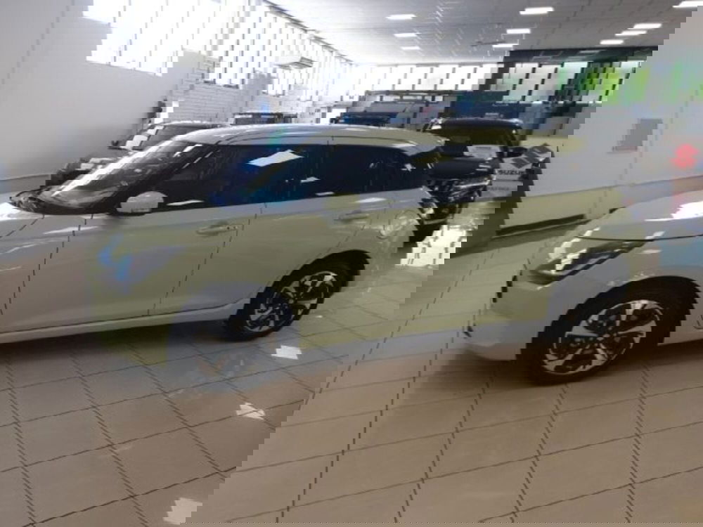 Suzuki Swift nuova a Reggio Emilia (2)