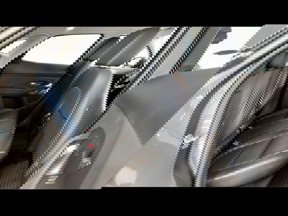 Jaguar E-Pace usata a Varese (5)