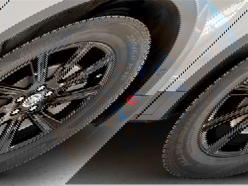 Jaguar E-Pace usata a Varese (9)