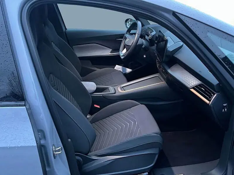 Cupra Born usata a Vicenza (6)