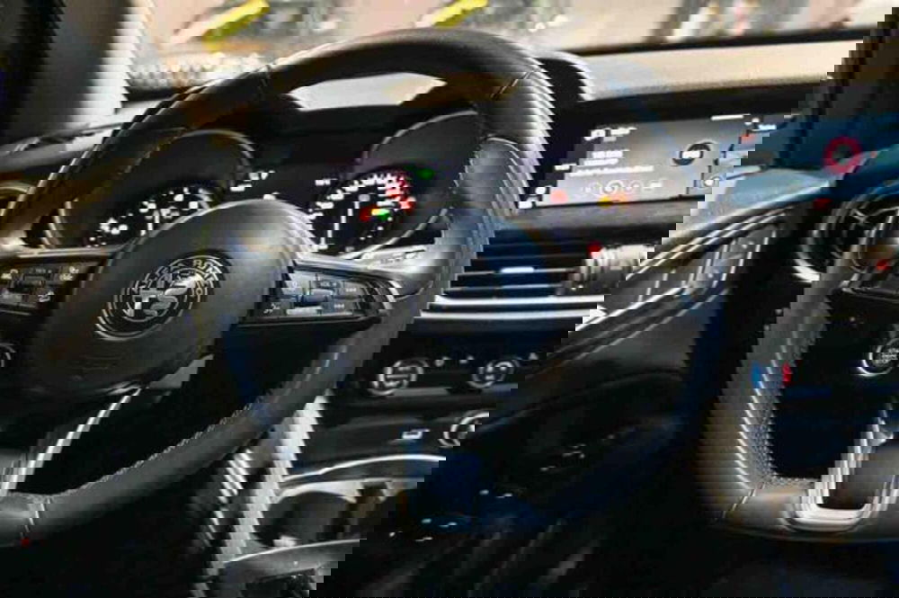 Alfa Romeo Stelvio usata a Torino (16)