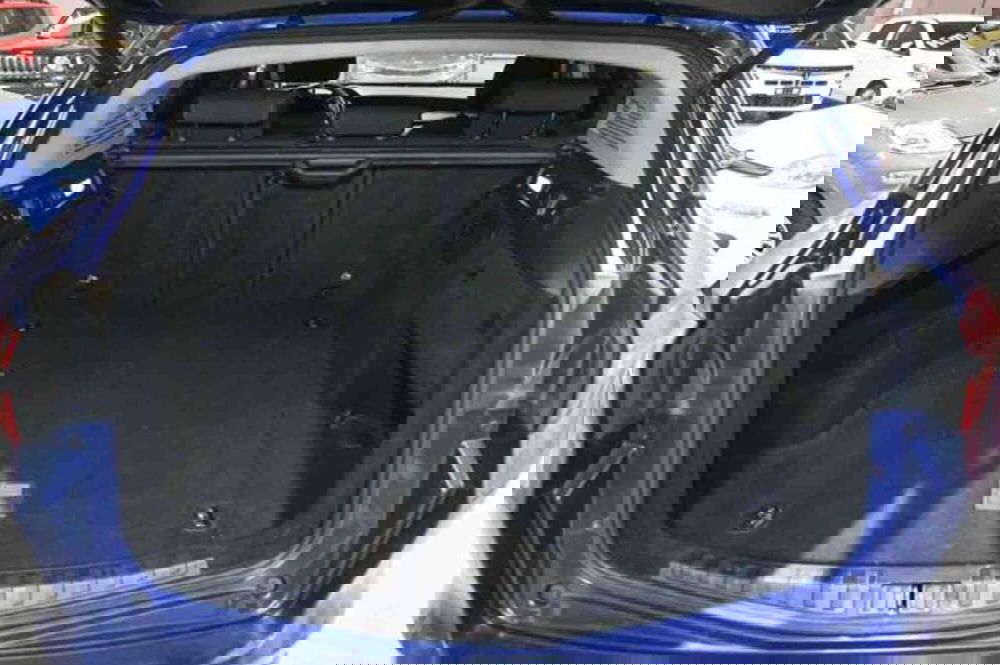 Alfa Romeo Stelvio usata a Torino (9)