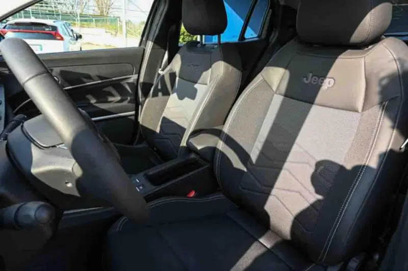 Jeep Avenger usata a Torino (10)
