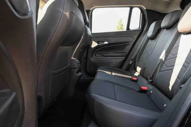 Jeep Avenger usata a Torino (11)