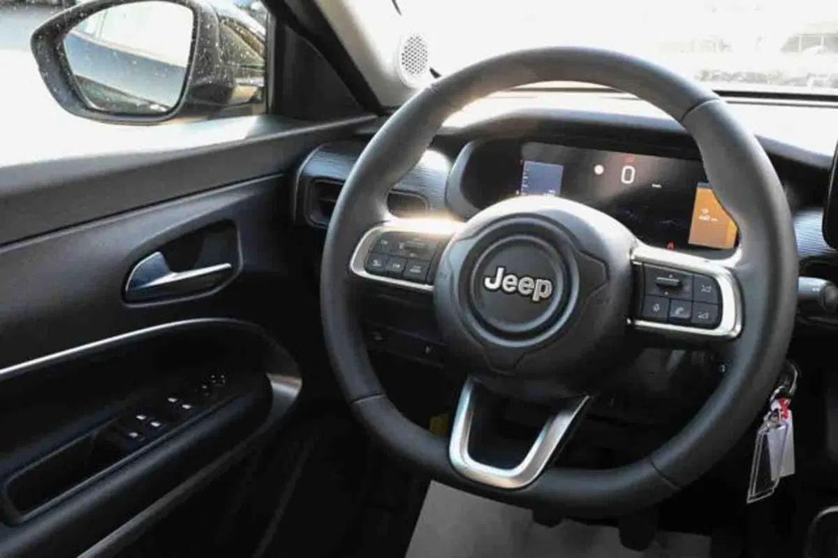 Jeep Avenger usata a Torino (16)