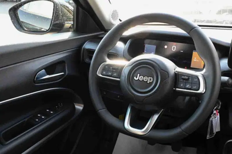 Jeep Avenger usata a Torino (16)