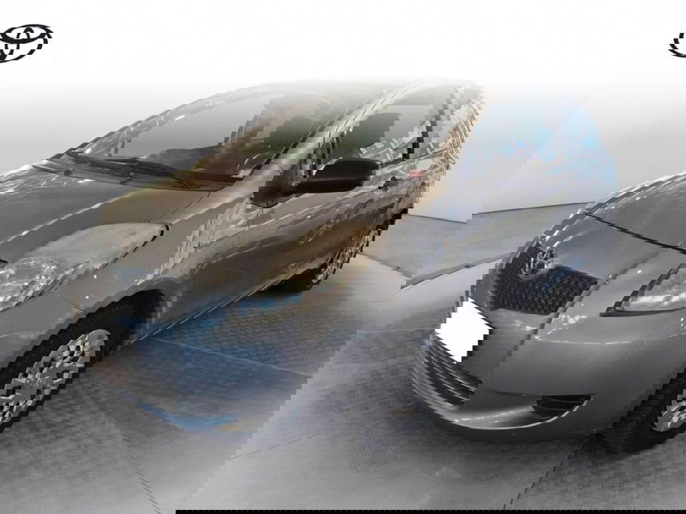 Toyota Yaris usata a Torino