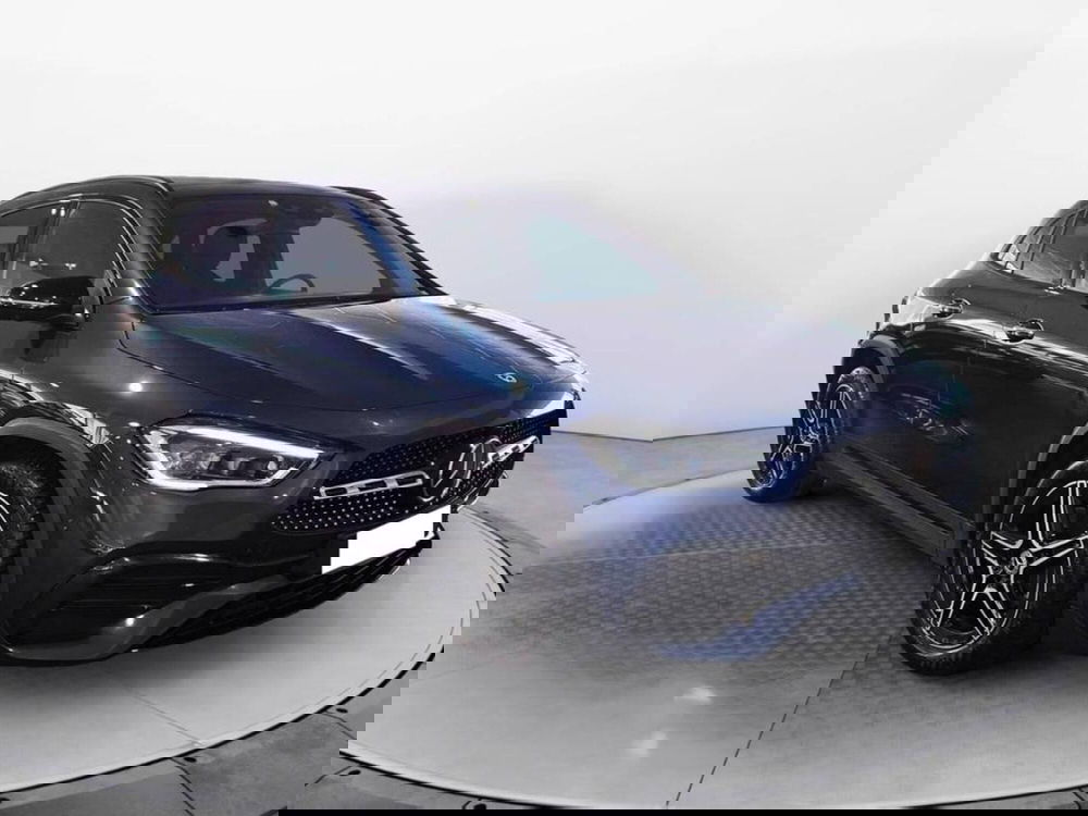 Mercedes-Benz GLA SUV usata a Torino (3)