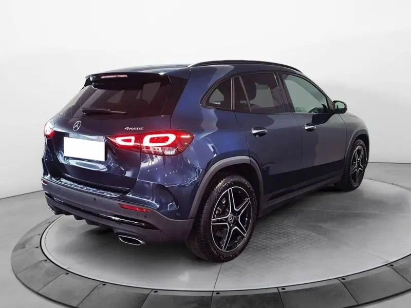 Mercedes-Benz GLA SUV usata a Torino (4)