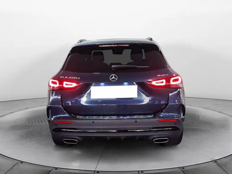 Mercedes-Benz GLA SUV usata a Torino (5)