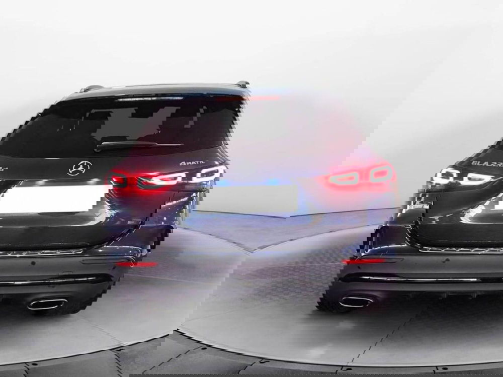 Mercedes-Benz GLA SUV usata a Torino (5)