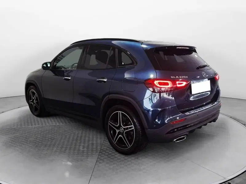 Mercedes-Benz GLA SUV usata a Torino (6)