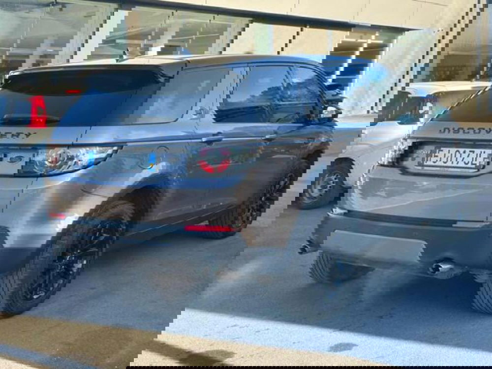 Land Rover Discovery Sport usata a Lucca (5)