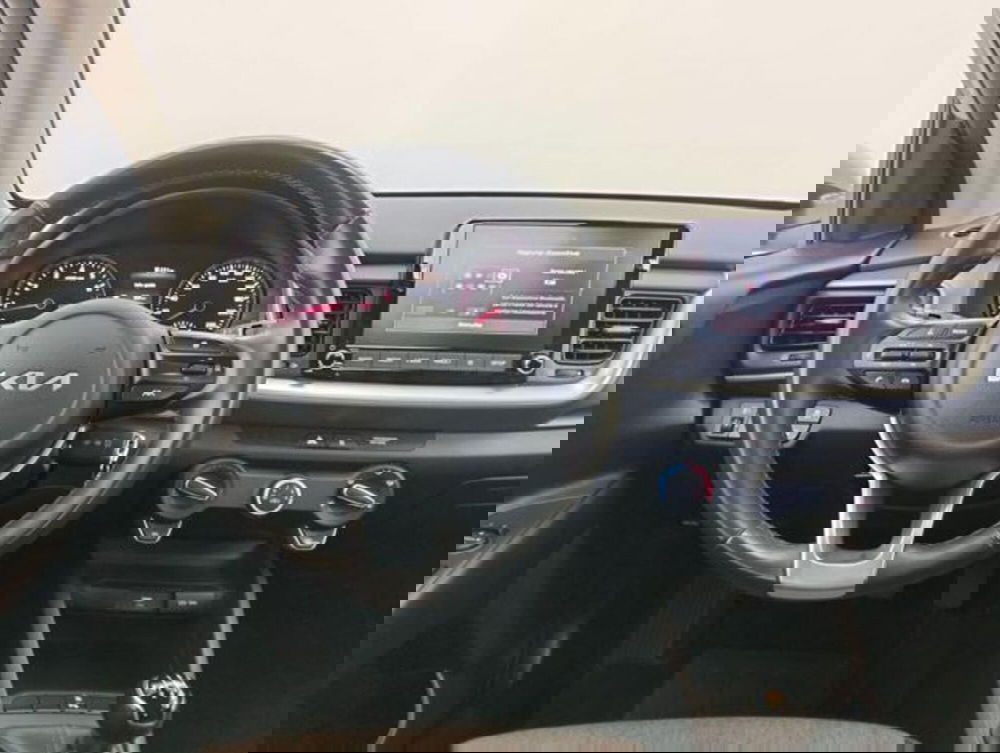 Kia Stonic usata a Como (10)