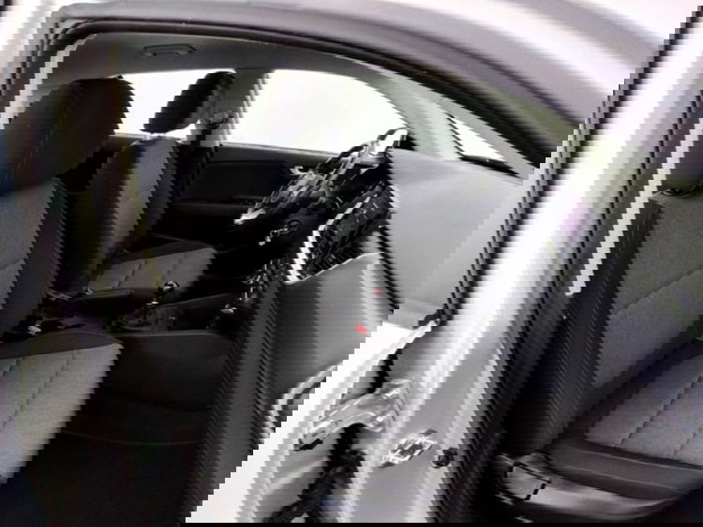 Kia Stonic usata a Como (3)