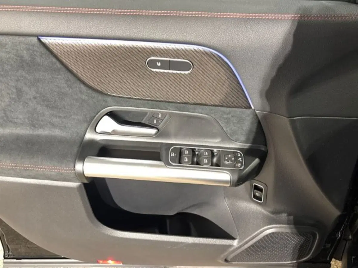 Mercedes-Benz GLA SUV nuova a Bologna (10)