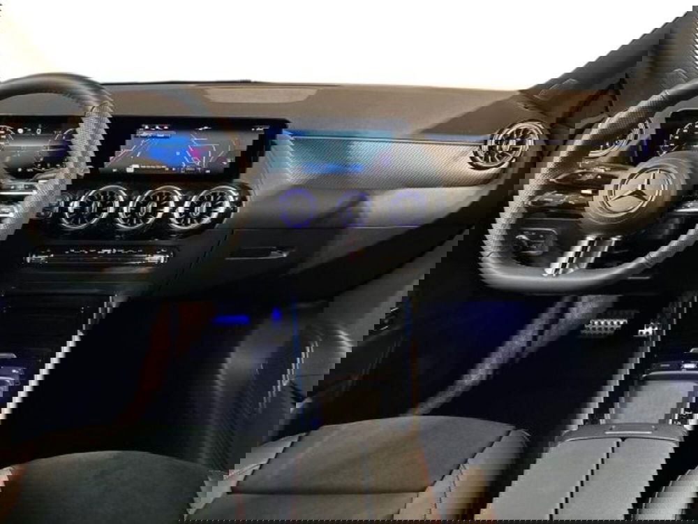 Mercedes-Benz GLA SUV nuova a Bologna (13)