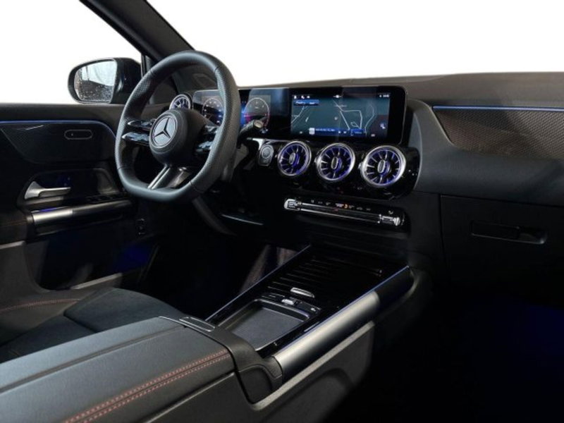 Mercedes-Benz GLA SUV nuova a Bologna (15)