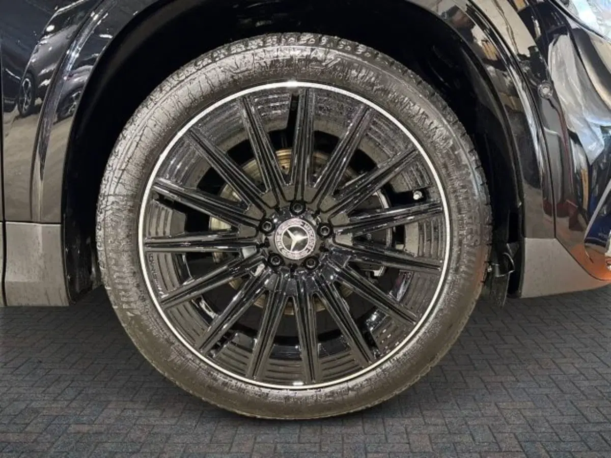 Mercedes-Benz GLA SUV nuova a Bologna (8)