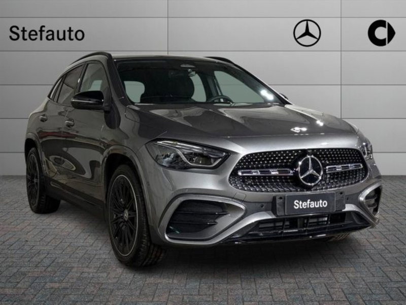 Mercedes-Benz GLA SUV nuova a Bologna