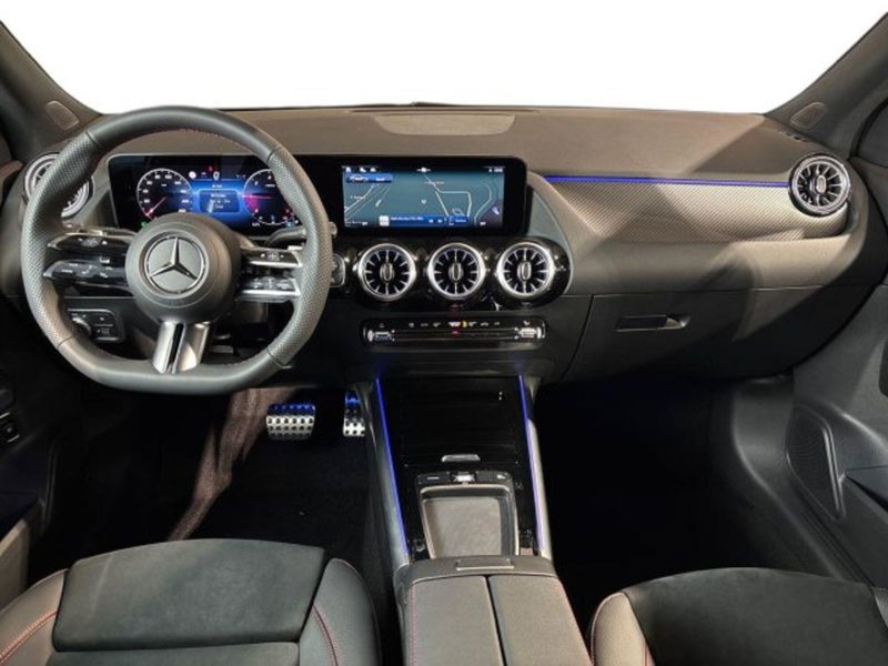 Mercedes-Benz GLA SUV nuova a Bologna (13)