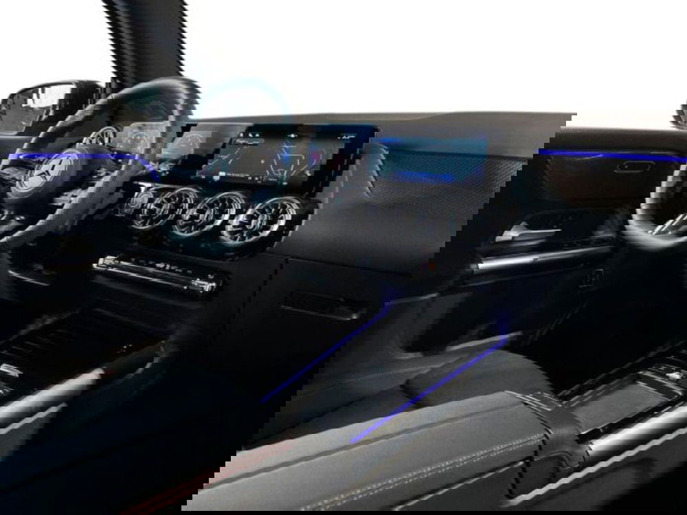 Mercedes-Benz GLA SUV nuova a Bologna (15)