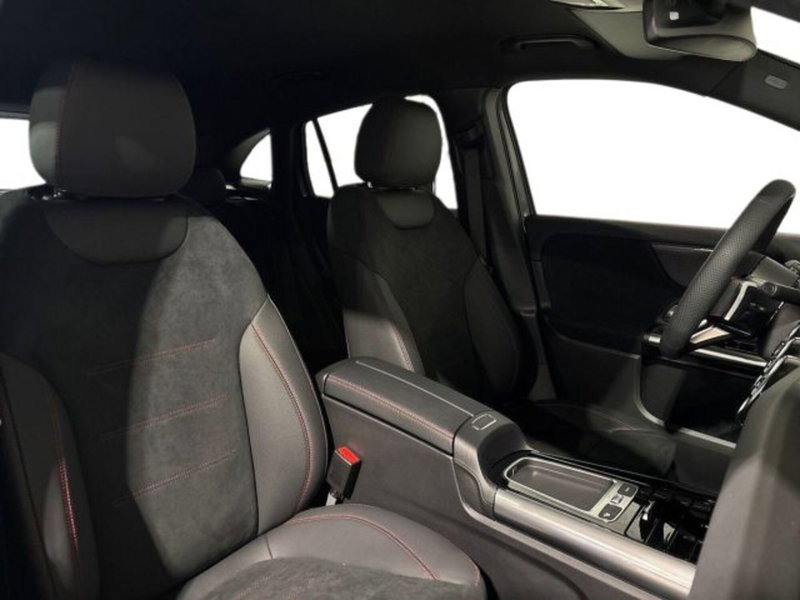 Mercedes-Benz GLA SUV nuova a Bologna (16)