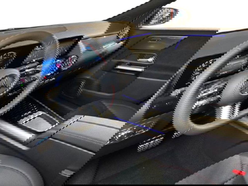 Mercedes-Benz GLA SUV nuova a Bologna (11)