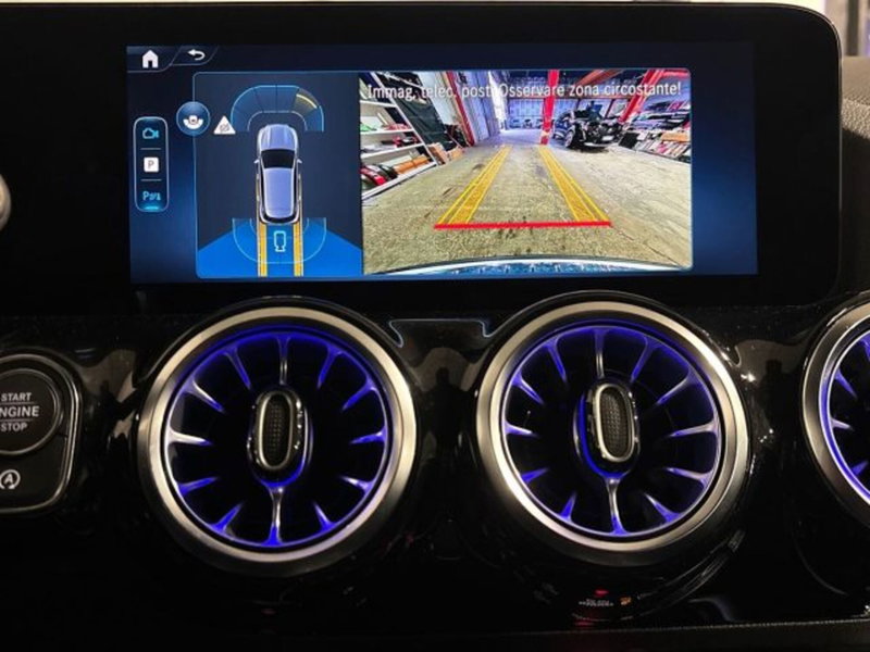 Mercedes-Benz GLA SUV nuova a Bologna (12)