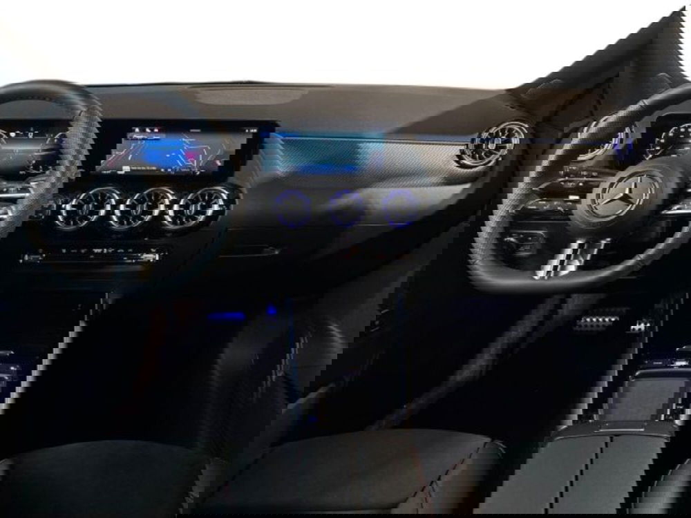 Mercedes-Benz GLA SUV nuova a Bologna (13)