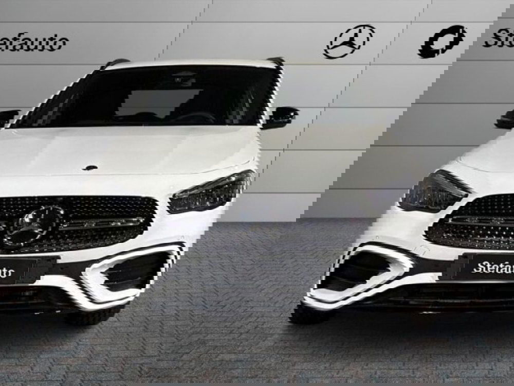 Mercedes-Benz GLA SUV nuova a Bologna (4)