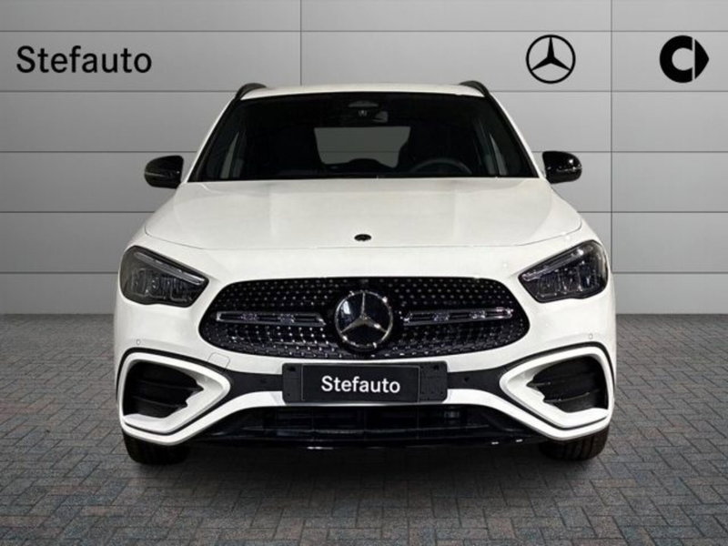 Mercedes-Benz GLA SUV nuova a Bologna (4)
