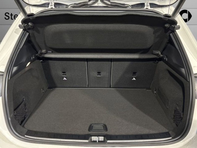 Mercedes-Benz GLA SUV nuova a Bologna (7)