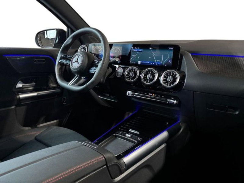 Mercedes-Benz GLA SUV nuova a Bologna (15)