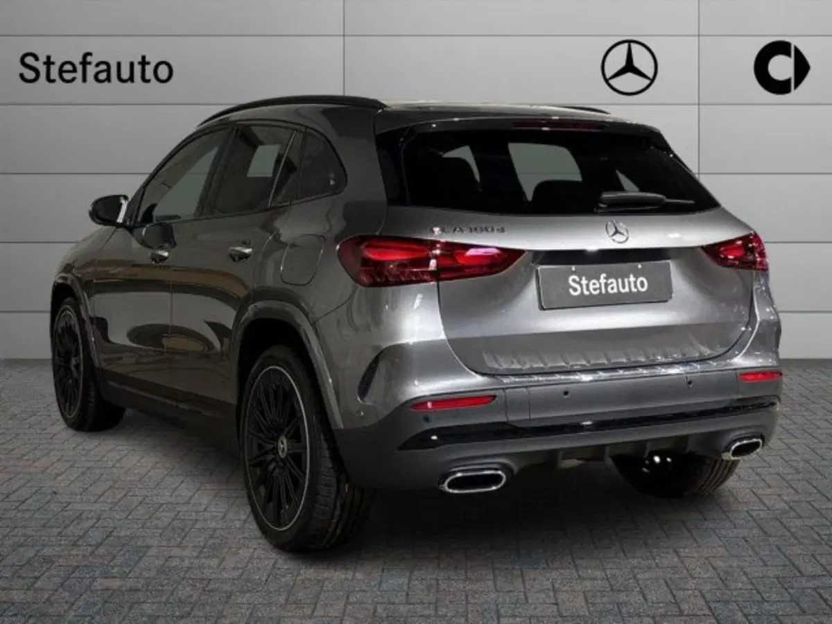 Mercedes-Benz GLA SUV nuova a Bologna (5)