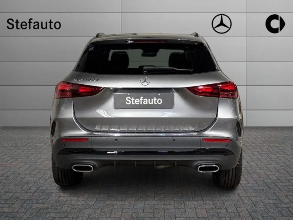Mercedes-Benz GLA SUV nuova a Bologna (6)