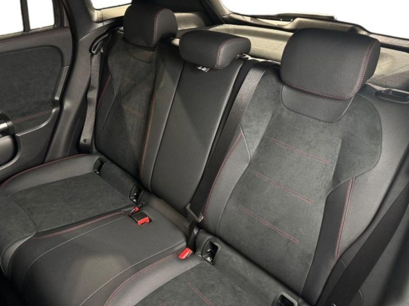 Mercedes-Benz GLA SUV nuova a Bologna (9)