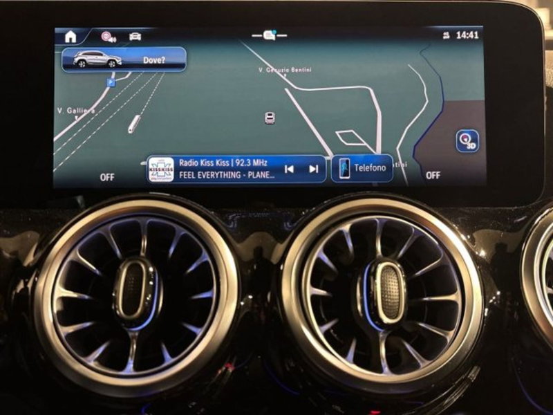 Mercedes-Benz GLA SUV nuova a Bologna (17)