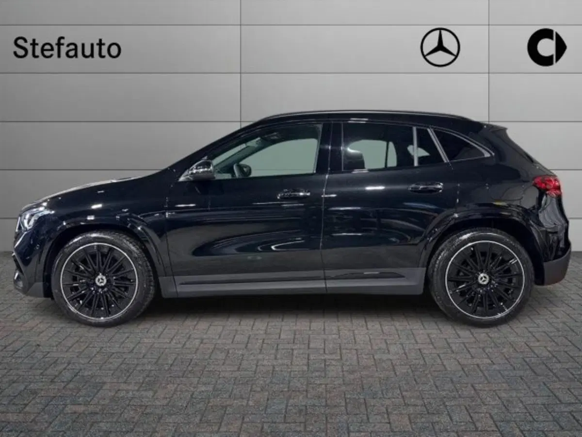 Mercedes-Benz GLA SUV nuova a Bologna (3)